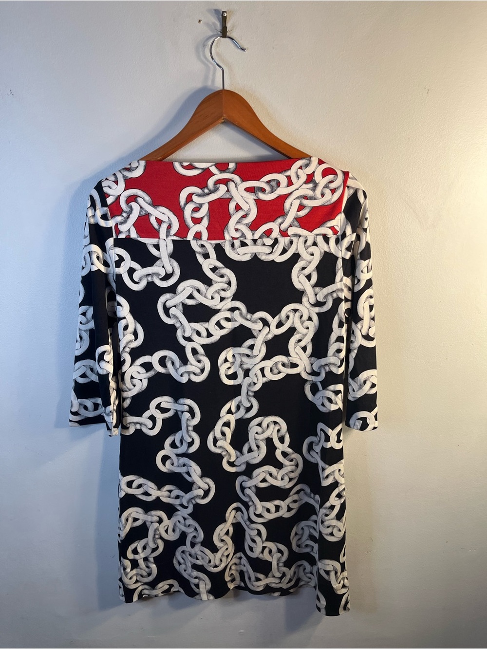 Diane Von  Furstenberg 100% Silk Black & Red Chain-Print Women’s Dress Size 8 - Picture 2 of 9